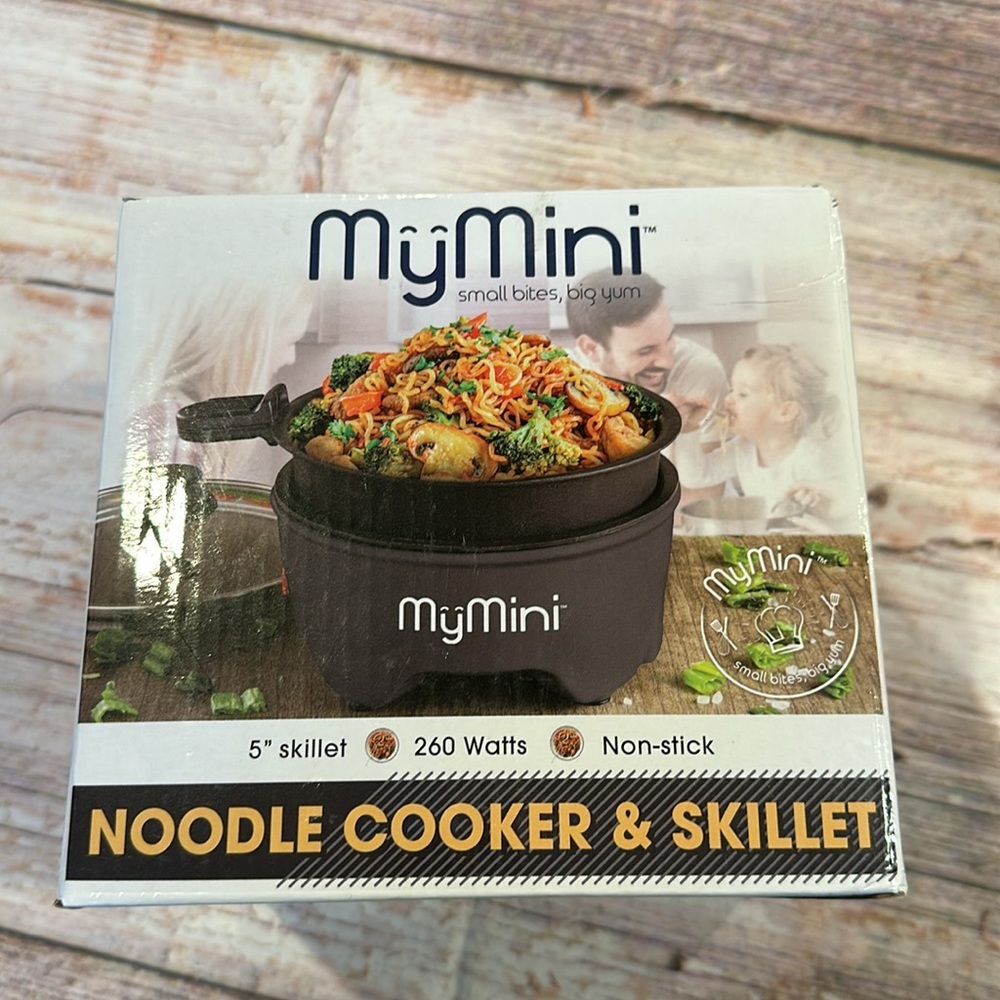 My Mini Noodle Cooker & Skillet • NIB!